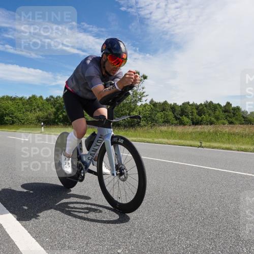 21.06.2026 - Viking Triathlon Michael Burmester http://msf.ph/oto/9866814 21.06.2026 11:34:16 Radfahren 18, 28, 49, 143, 234, 360, 394, 399, 430, 466, 501 meine-sportfotos.de