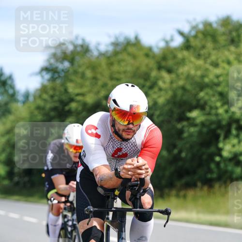 21.06.2026 - Viking Triathlon Michael Burmester http://msf.ph/oto/9866838 21.06.2026 12:13:27 Radfahren 1, 4, 18, 18, 33, 70, 92, 107, 117, 151, 156, 175, 207, 254, 296, 393, 414, 486, 487, 506, 559, 574, 637 meine-sportfotos.de