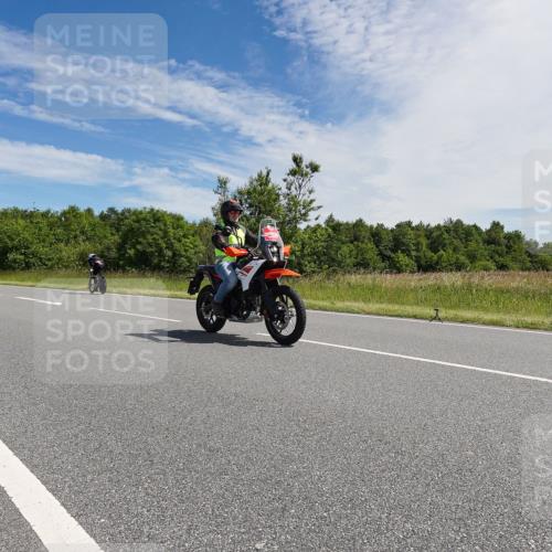 21.06.2026 - Viking Triathlon Michael Burmester http://msf.ph/oto/9866841 21.06.2026 11:35:09 Radfahren 9, 217, 231, 278, 278, 345 meine-sportfotos.de