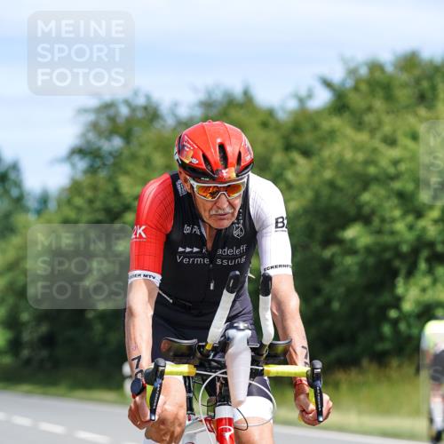 21.06.2026 - Viking Triathlon Michael Burmester http://msf.ph/oto/9866850 21.06.2026 12:13:30 Radfahren 1, 4, 18, 33, 70, 107, 117, 151, 156, 175, 207, 254, 393, 414, 482, 486, 487, 574, 637 meine-sportfotos.de
