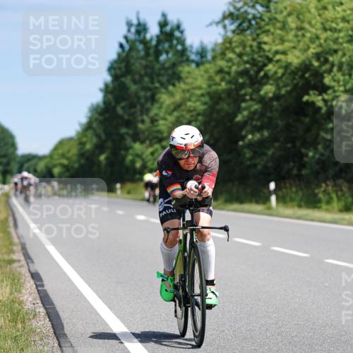 21.06.2026 - Viking Triathlon Michael Burmester http://msf.ph/oto/9866867 21.06.2026 12:13:39 Radfahren 18, 33, 70, 156, 254, 254, 393, 414, 482, 489, 515, 629, 641 meine-sportfotos.de