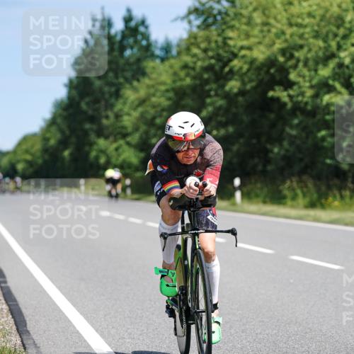 21.06.2026 - Viking Triathlon Michael Burmester http://msf.ph/oto/9866874 21.06.2026 12:13:39 Radfahren 18, 33, 70, 156, 254, 254, 393, 414, 482, 489, 515, 629, 641 meine-sportfotos.de