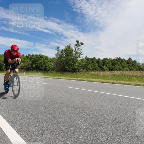 21.06.2026 - Viking Triathlon Michael Burmester http://msf.ph/oto/9866875 21.06.2026 11:35:26 Radfahren 213, 278, 279, 318, 363, 458 meine-sportfotos.de