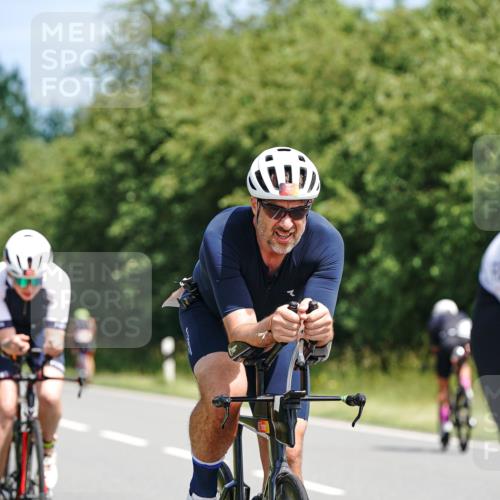 21.06.2026 - Viking Triathlon Michael Burmester http://msf.ph/oto/9866901 21.06.2026 12:13:49 Radfahren 61, 156, 254, 254, 393, 449, 482, 489, 515, 629, 641, 653 meine-sportfotos.de