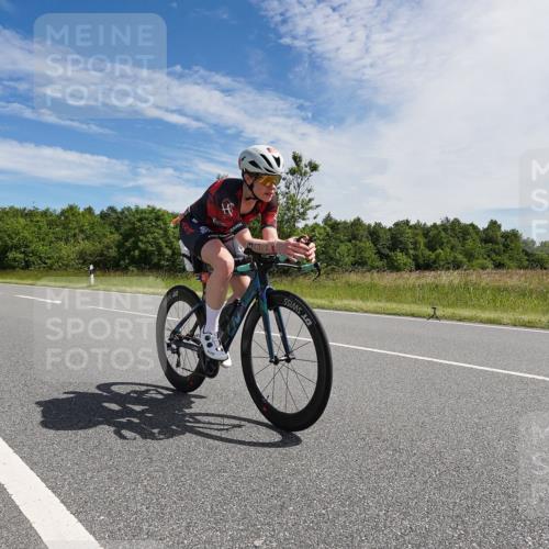 21.06.2026 - Viking Triathlon Michael Burmester http://msf.ph/oto/9866904 21.06.2026 11:35:40 Radfahren 147, 179, 183, 209, 262, 324, 354, 363, 436, 448, 449, 458, 662 meine-sportfotos.de