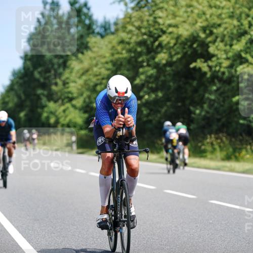 21.06.2026 - Viking Triathlon Michael Burmester http://msf.ph/oto/9866912 21.06.2026 12:13:58 Radfahren 61, 93, 254, 449, 489, 515, 564, 629, 641, 653 meine-sportfotos.de