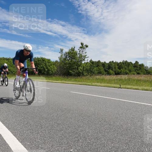 21.06.2026 - Viking Triathlon Michael Burmester http://msf.ph/oto/9866938 21.06.2026 11:35:49 Radfahren 147, 179, 183, 209, 221, 262, 324, 354, 436, 448, 449, 470, 505, 533, 650, 662 meine-sportfotos.de