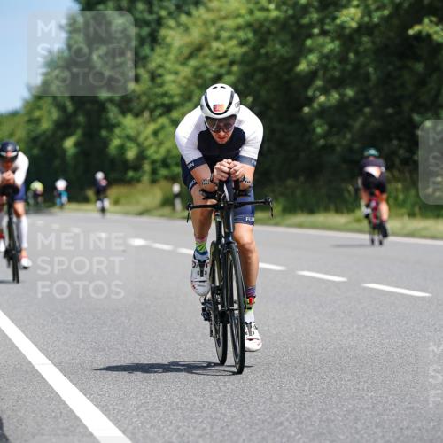 21.06.2026 - Viking Triathlon Michael Burmester http://msf.ph/oto/9866952 21.06.2026 12:15:03 Radfahren 69, 85, 160, 182, 274, 297, 297, 342, 351, 403, 492, 493, 497, 614 meine-sportfotos.de