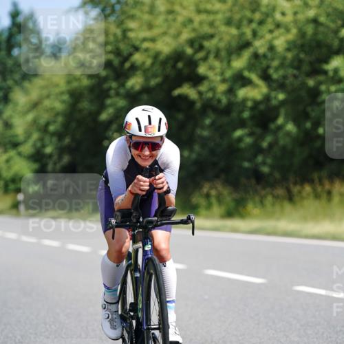 21.06.2026 - Viking Triathlon Michael Burmester http://msf.ph/oto/9866980 21.06.2026 12:15:11 Radfahren 69, 85, 88, 152, 274, 297, 297, 342, 351, 403, 430, 493, 497, 614, 614 meine-sportfotos.de