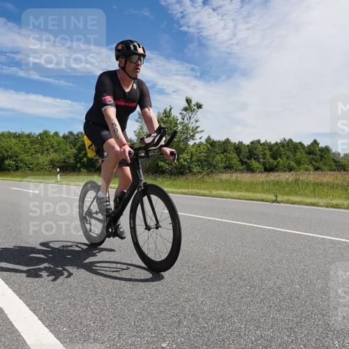 21.06.2026 - Viking Triathlon Michael Burmester http://msf.ph/oto/9866989 21.06.2026 11:35:58 Radfahren 147, 179, 221, 262, 324, 354, 436, 448, 470, 505, 533, 650 meine-sportfotos.de