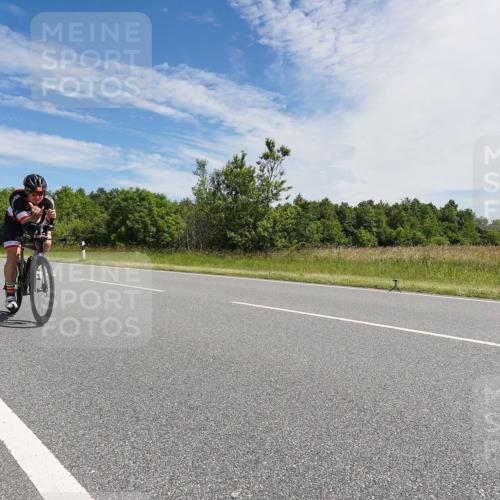 21.06.2026 - Viking Triathlon Michael Burmester http://msf.ph/oto/9866991 21.06.2026 11:35:59 Radfahren 147, 179, 221, 262, 324, 436, 470, 505, 533, 650 meine-sportfotos.de