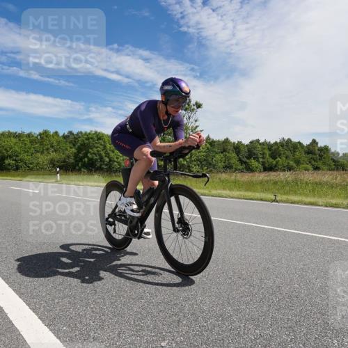21.06.2026 - Viking Triathlon Michael Burmester http://msf.ph/oto/9867001 21.06.2026 11:36:01 Radfahren 221, 262, 324, 470, 505, 533, 650 meine-sportfotos.de
