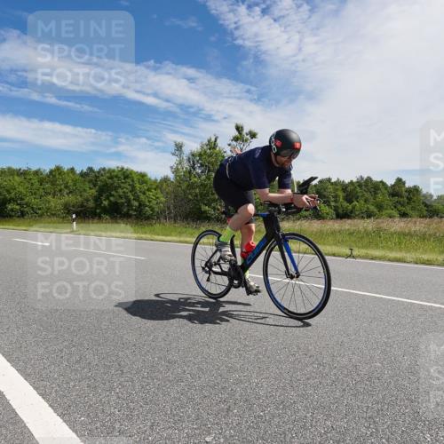 21.06.2026 - Viking Triathlon Michael Burmester http://msf.ph/oto/9867011 21.06.2026 11:36:29 Radfahren 42, 42, 47, 232, 372, 388, 440, 529, 529, 536, 537, 551, 576, 602 meine-sportfotos.de