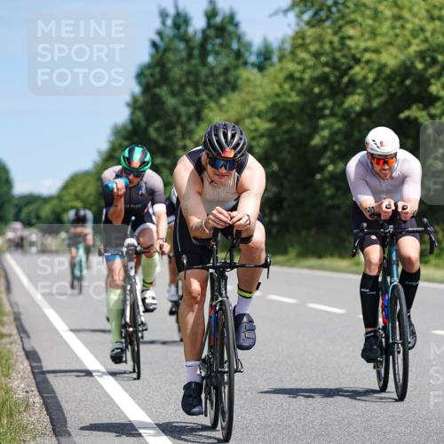 21.06.2026 - Viking Triathlon Michael Burmester http://msf.ph/oto/9867023 21.06.2026 12:15:20 Radfahren 59, 69, 85, 88, 135, 152, 274, 297, 403, 430, 497, 614, 614 meine-sportfotos.de