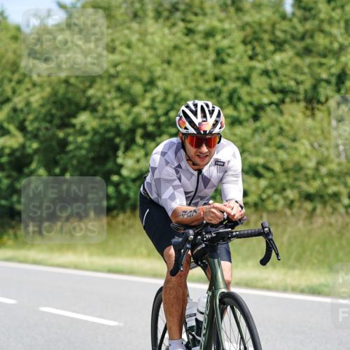 21.06.2026 - Viking Triathlon Michael Burmester http://msf.ph/oto/9867045 21.06.2026 12:15:23 Radfahren 59, 69, 85, 88, 135, 152, 274, 297, 403, 430, 497, 614, 614 meine-sportfotos.de