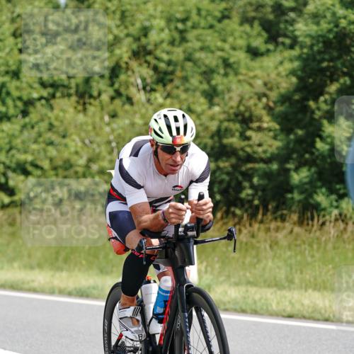 21.06.2026 - Viking Triathlon Michael Burmester http://msf.ph/oto/9867066 21.06.2026 12:15:25 Radfahren 59, 69, 85, 88, 135, 152, 221, 274, 297, 403, 430, 497, 614, 614 meine-sportfotos.de