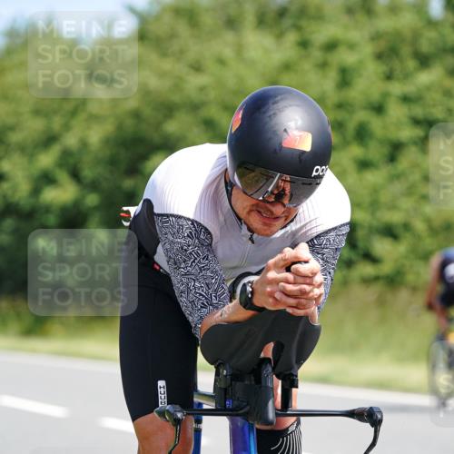 21.06.2026 - Viking Triathlon Michael Burmester http://msf.ph/oto/9867079 21.06.2026 12:15:37 Radfahren 21, 59, 135, 184, 221, 334, 389, 430, 590, 614 meine-sportfotos.de