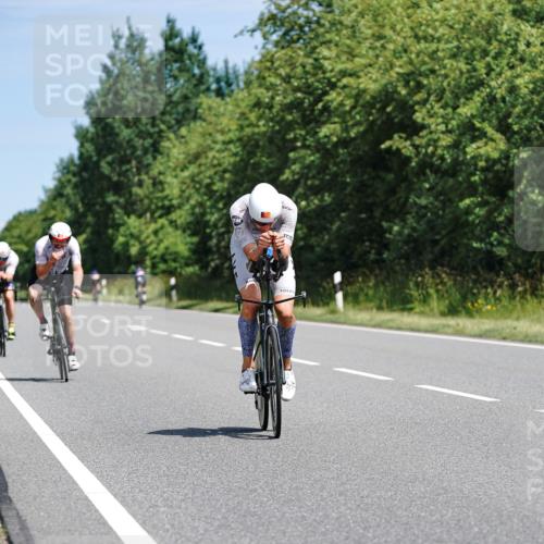 21.06.2026 - Viking Triathlon Michael Burmester http://msf.ph/oto/9867091 21.06.2026 12:15:52 Radfahren 21, 178, 184, 184, 195, 221, 248, 334, 389, 394, 521, 551, 590, 590, 651 meine-sportfotos.de