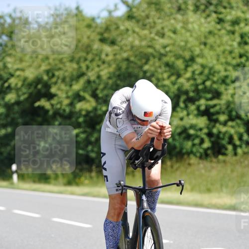 21.06.2026 - Viking Triathlon Michael Burmester http://msf.ph/oto/9867099 21.06.2026 12:15:52 Radfahren 21, 178, 184, 184, 195, 221, 248, 334, 389, 394, 521, 551, 590, 590, 651 meine-sportfotos.de