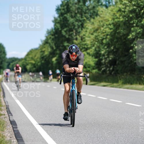 21.06.2026 - Viking Triathlon Michael Burmester http://msf.ph/oto/9867223 21.06.2026 12:16:33 Radfahren 153, 264, 278, 309, 453, 519, 524, 537, 538 meine-sportfotos.de