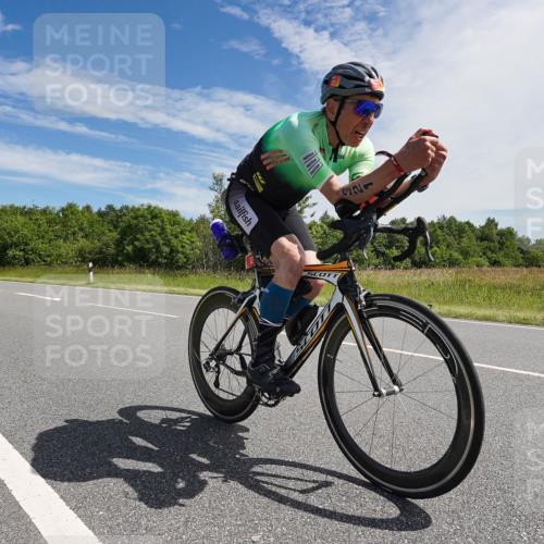 21.06.2026 - Viking Triathlon Michael Burmester http://msf.ph/oto/9867229 21.06.2026 11:37:42 Radfahren 13, 36, 170, 251, 271, 321, 323, 352, 369, 404, 543, 568, 604, 620, 620 meine-sportfotos.de