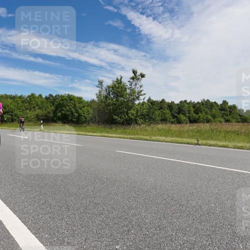21.06.2026 - Viking Triathlon Michael Burmester http://msf.ph/oto/9867252 21.06.2026 11:38:04 Radfahren 13, 17, 30, 48, 54, 170, 200, 230, 238, 249, 251, 310, 343, 352, 391, 444, 472, 534, 568, 620, 635 meine-sportfotos.de