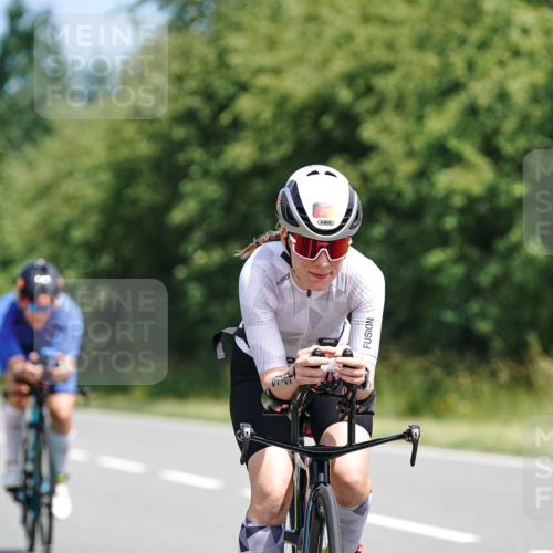 21.06.2026 - Viking Triathlon Michael Burmester http://msf.ph/oto/9867255 21.06.2026 12:16:52 Radfahren 47, 81, 193, 229, 242, 278, 300, 311, 311, 424, 453, 466, 479, 524, 536, 537 meine-sportfotos.de