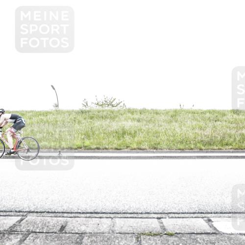 21.06.2026 - 29. Vierlanden-Triathlon H.Heesch http://msf.ph/oto/9867396 21.06.2026 10:33:13 Radfahren 91, 183, 266, 273, 381 meine-sportfotos.de