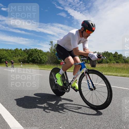 21.06.2026 - Viking Triathlon Michael Burmester http://msf.ph/oto/9867404 21.06.2026 11:38:55 Radfahren 100, 102, 105, 164, 171, 268, 276, 306, 326, 531, 563, 605, 606, 617, 638, 648 meine-sportfotos.de