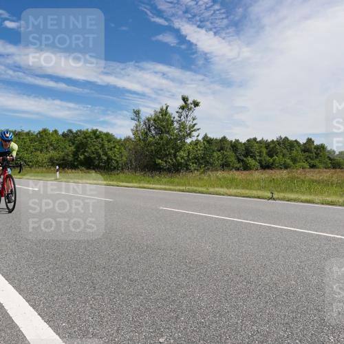 21.06.2026 - Viking Triathlon Michael Burmester http://msf.ph/oto/9867411 21.06.2026 11:38:56 Radfahren 100, 102, 105, 164, 171, 268, 276, 306, 326, 531, 563, 605, 606, 617, 638, 648 meine-sportfotos.de