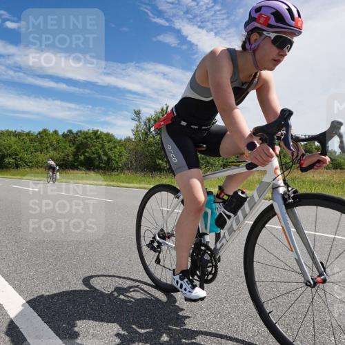 21.06.2026 - Viking Triathlon Michael Burmester http://msf.ph/oto/9867423 21.06.2026 11:38:58 Radfahren 100, 102, 105, 164, 171, 276, 306, 326, 531, 605, 606, 617, 638, 648 meine-sportfotos.de