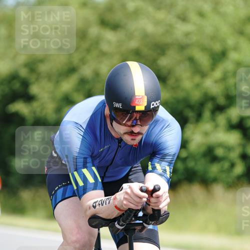 21.06.2026 - Viking Triathlon Michael Burmester http://msf.ph/oto/9867438 21.06.2026 12:18:19 Radfahren 5, 25, 43, 82, 423, 448, 520, 520, 547, 575, 623, 633, 636 meine-sportfotos.de