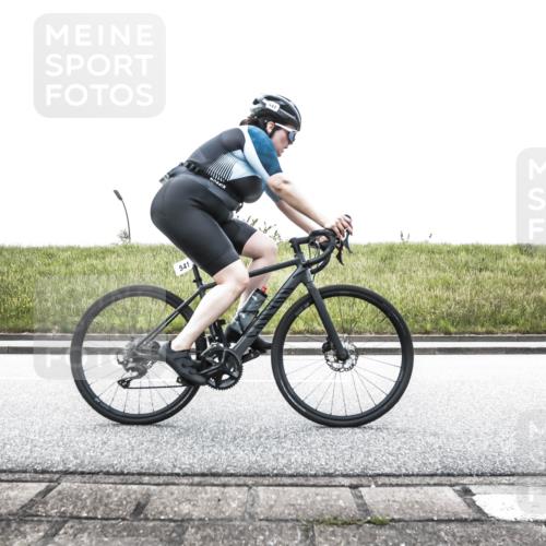 21.06.2026 - 29. Vierlanden-Triathlon H.Heesch http://msf.ph/oto/9867440 21.06.2026 10:33:41 Radfahren 224, 228, 362, 440, 541, 576 meine-sportfotos.de