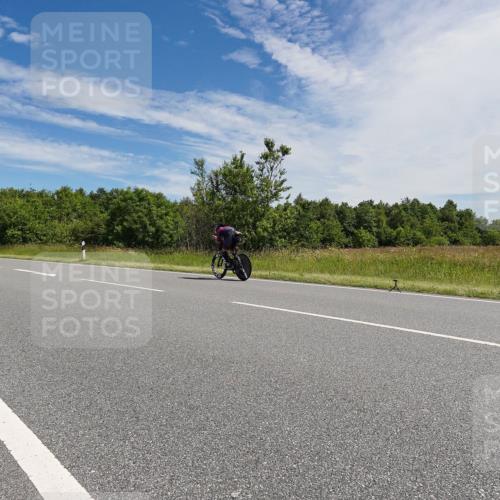 21.06.2026 - Viking Triathlon Michael Burmester http://msf.ph/oto/9867456 21.06.2026 11:39:04 Radfahren 51, 73, 102, 105, 126, 276, 306, 326, 531, 606, 617 meine-sportfotos.de