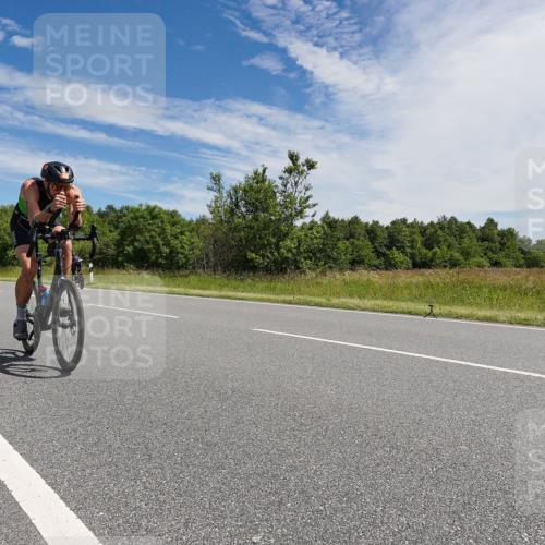 21.06.2026 - Viking Triathlon Michael Burmester http://msf.ph/oto/9867465 21.06.2026 11:39:05 Radfahren 51, 73, 102, 105, 126, 276, 306, 326, 606, 617 meine-sportfotos.de