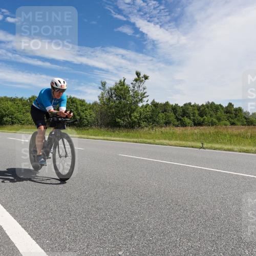 21.06.2026 - Viking Triathlon Michael Burmester http://msf.ph/oto/9867470 21.06.2026 11:39:08 Radfahren 51, 73, 102, 105, 126, 273, 276, 306, 326, 353, 523, 606, 617 meine-sportfotos.de