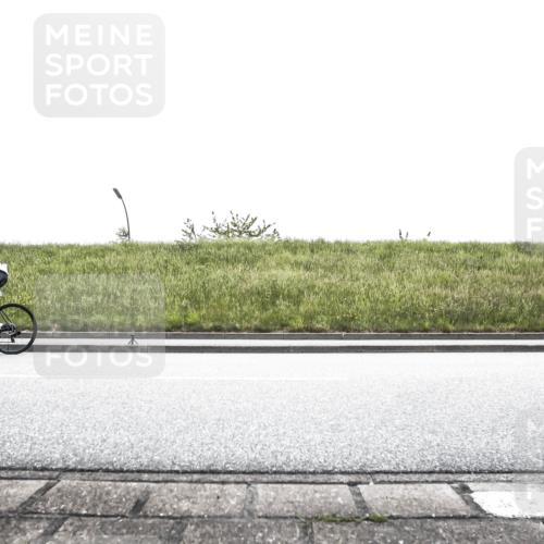21.06.2026 - 29. Vierlanden-Triathlon H.Heesch http://msf.ph/oto/9867523 21.06.2026 10:34:42 Radfahren 166, 178, 219, 350, 363, 414, 554, 560 meine-sportfotos.de