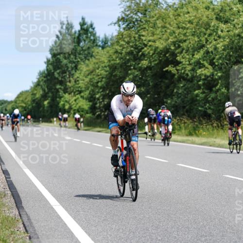 21.06.2026 - Viking Triathlon Michael Burmester http://msf.ph/oto/9867535 21.06.2026 12:18:45 Radfahren 31, 52, 80, 82, 170, 217, 233, 323, 371, 391, 452, 496, 623 meine-sportfotos.de