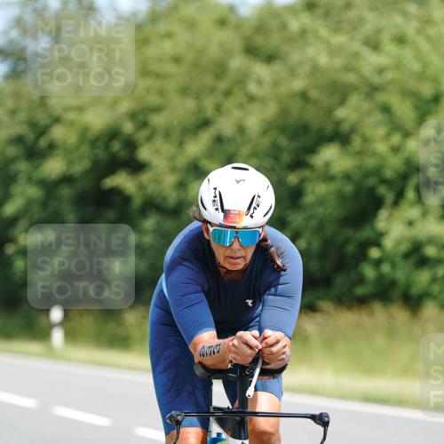 21.06.2026 - Viking Triathlon Michael Burmester http://msf.ph/oto/9867555 21.06.2026 12:18:51 Radfahren 31, 52, 80, 170, 217, 233, 323, 325, 371, 452, 496, 516 meine-sportfotos.de