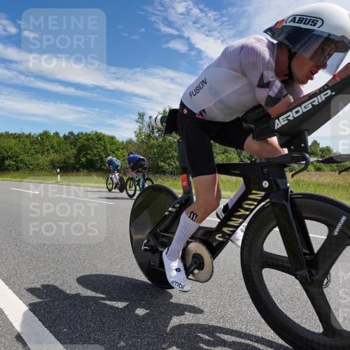 21.06.2026 - Viking Triathlon Michael Burmester http://msf.ph/oto/9867572 21.06.2026 11:39:54 Radfahren 2, 19, 21, 91, 173, 192, 194, 194, 313, 380 meine-sportfotos.de