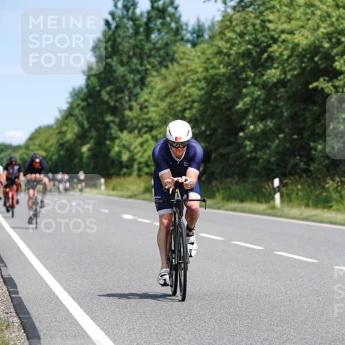 21.06.2026 - Viking Triathlon Michael Burmester http://msf.ph/oto/9867579 21.06.2026 12:18:58 Radfahren 31, 39, 52, 170, 217, 233, 323, 325, 371, 452, 496, 516, 517, 662 meine-sportfotos.de