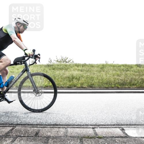 21.06.2026 - 29. Vierlanden-Triathlon H.Heesch http://msf.ph/oto/9867581 21.06.2026 10:35:30 Radfahren 43, 108, 109, 112, 291, 347, 490 meine-sportfotos.de