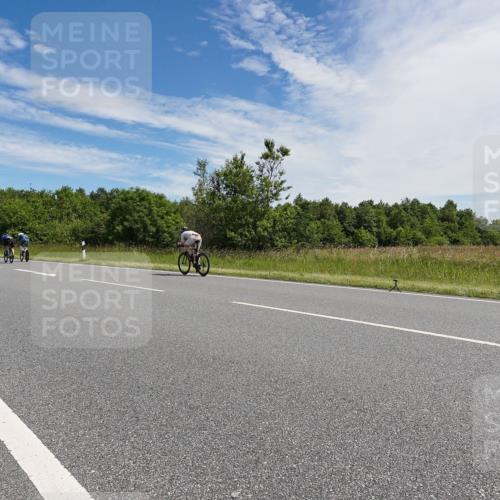 21.06.2026 - Viking Triathlon Michael Burmester http://msf.ph/oto/9867582 21.06.2026 11:39:55 Radfahren 2, 19, 21, 91, 173, 192, 194, 313, 380 meine-sportfotos.de