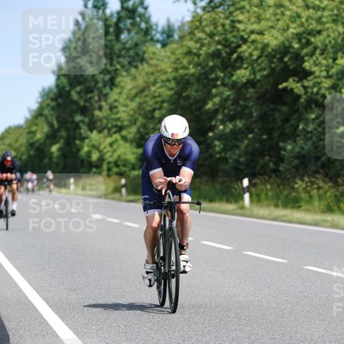21.06.2026 - Viking Triathlon Michael Burmester http://msf.ph/oto/9867586 21.06.2026 12:18:59 Radfahren 31, 39, 52, 171, 217, 233, 323, 325, 371, 452, 496, 516, 517, 662 meine-sportfotos.de