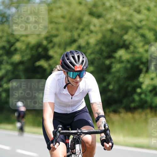 21.06.2026 - Viking Triathlon Michael Burmester http://msf.ph/oto/9867660 21.06.2026 12:19:18 Radfahren 30, 39, 171, 209, 425, 443, 472, 517, 648, 648, 656, 662 meine-sportfotos.de