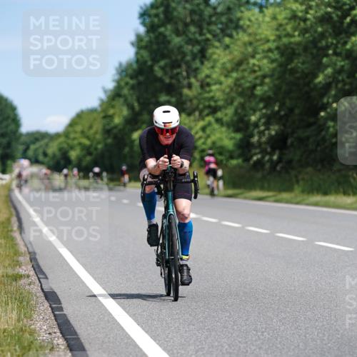 21.06.2026 - Viking Triathlon Michael Burmester http://msf.ph/oto/9867693 21.06.2026 12:19:47 Radfahren 42, 133, 133, 144, 231, 343, 421, 441, 443 meine-sportfotos.de