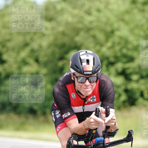 21.06.2026 - Viking Triathlon Michael Burmester http://msf.ph/oto/9867727 21.06.2026 12:20:43 Radfahren 13, 51, 190, 213, 344, 345, 375, 379, 398, 607, 609, 628 meine-sportfotos.de