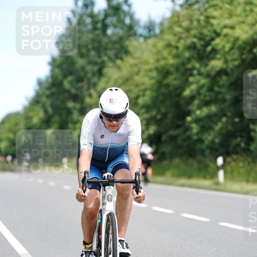 21.06.2026 - Viking Triathlon Michael Burmester http://msf.ph/oto/9867778 21.06.2026 12:21:02 Radfahren 13, 183, 339, 375, 395, 400, 628, 643 meine-sportfotos.de