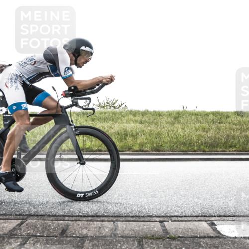 21.06.2026 - 29. Vierlanden-Triathlon H.Heesch http://msf.ph/oto/9867783 21.06.2026 10:38:56 Radfahren 175, 225 meine-sportfotos.de