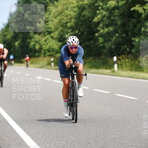 21.06.2026 - Viking Triathlon Michael Burmester http://msf.ph/oto/9867806 21.06.2026 12:21:31 Radfahren 100, 102, 147, 161, 214, 214, 234, 249, 275, 399, 465, 475, 505, 508, 624, 650 meine-sportfotos.de